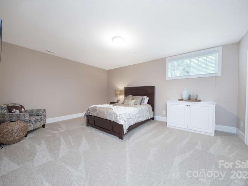 512 Appomatox Drive, Marvin, NC 28173.  MLS# CAR4269133, YatesRealty ID 34447. Basement Bedroom