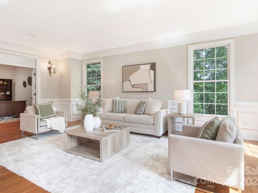 512 Appomatox Drive, Marvin, NC 28173.  MLS# CAR4269133, YatesRealty ID 34447. Living Room