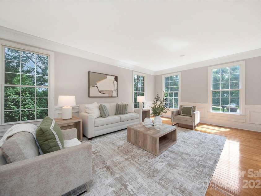 512 Appomatox Drive, Marvin, NC 28173.  MLS# CAR4269133, YatesRealty ID 34447. Living Room