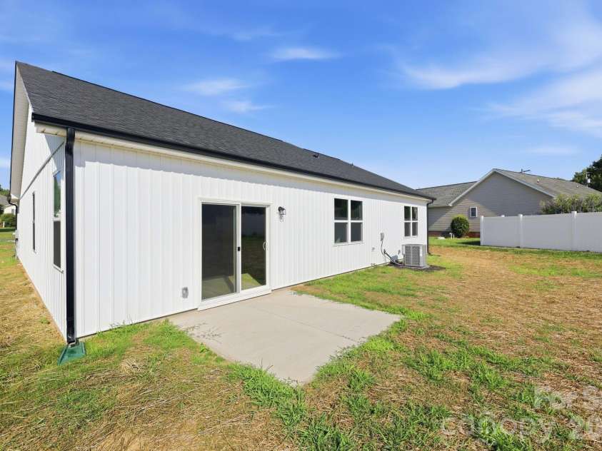 1962 Redwood Drive, Oakboro, NC 28129.  MLS# CAR4399195, YatesRealty ID 34448. 