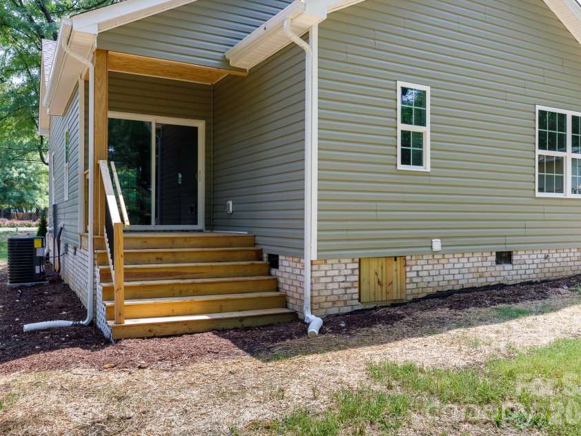 314 Friedheim Road, Rock Hill, SC 29730.  MLS# CAR4399533, YatesRealty ID 34449. 