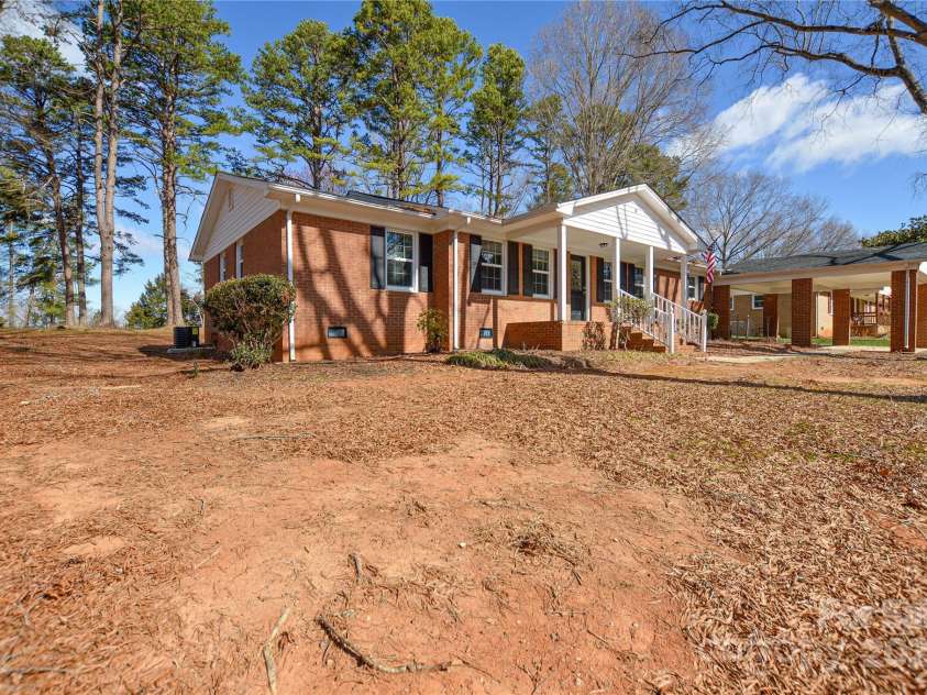 571 Amity Avenue, Concord, NC 28025.  MLS# CAR4230998, YatesRealty ID 3445. 