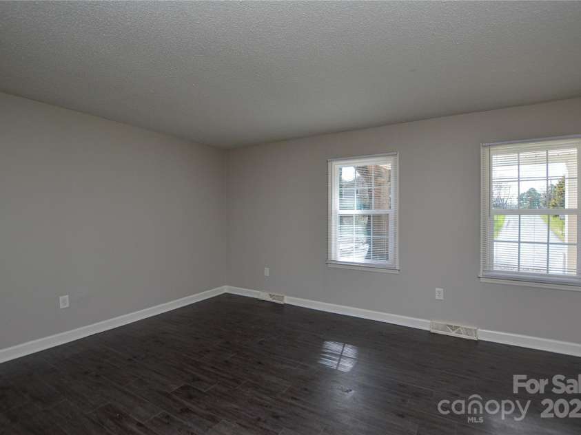 571 Amity Avenue, Concord, NC 28025.  MLS# CAR4230998, YatesRealty ID 3445. 