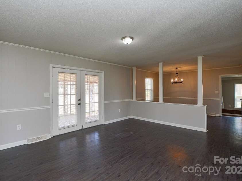 571 Amity Avenue, Concord, NC 28025.  MLS# CAR4230998, YatesRealty ID 3445. 