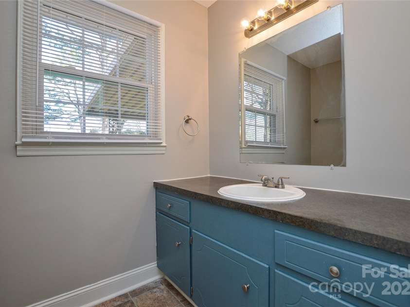 571 Amity Avenue, Concord, NC 28025.  MLS# CAR4230998, YatesRealty ID 3445. 