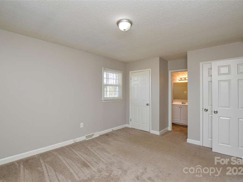 571 Amity Avenue, Concord, NC 28025.  MLS# CAR4230998, YatesRealty ID 3445. 