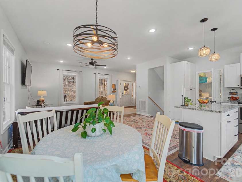 89 Stratford Place, Sylva, NC 28779.  MLS# CAR4354206, YatesRealty ID 3445. 
