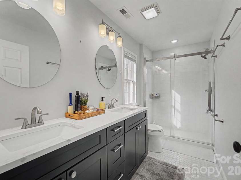 89 Stratford Place, Sylva, NC 28779.  MLS# CAR4354206, YatesRealty ID 3445. 