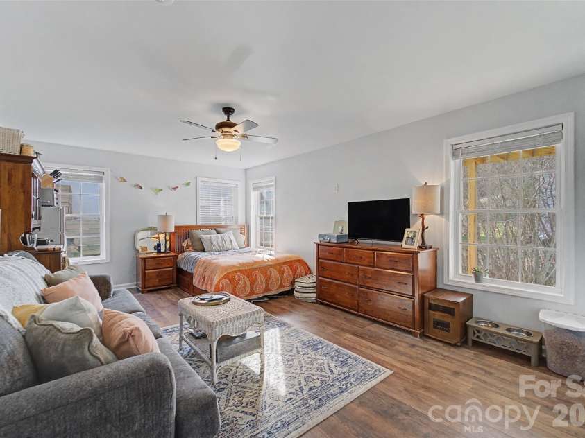 89 Stratford Place, Sylva, NC 28779.  MLS# CAR4354206, YatesRealty ID 3445. 