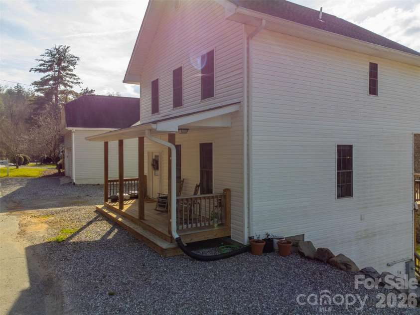 89 Stratford Place, Sylva, NC 28779.  MLS# CAR4354206, YatesRealty ID 3445. 