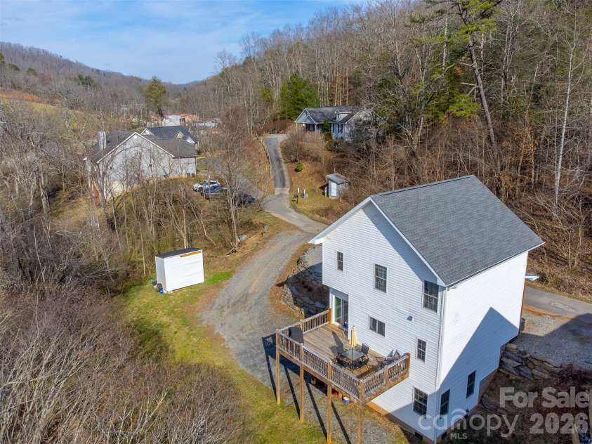 89 Stratford Place, Sylva, NC 28779.  MLS# CAR4354206, YatesRealty ID 3445. 
