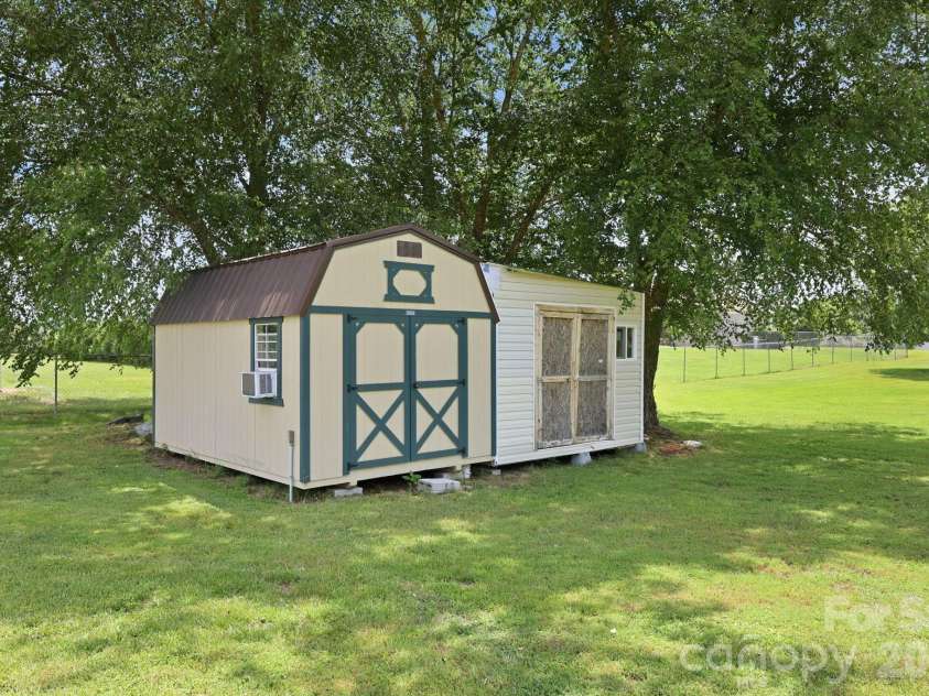 25472 Millingport Road, Locust, NC 28097.  MLS# CAR4351662, YatesRealty ID 34450. 