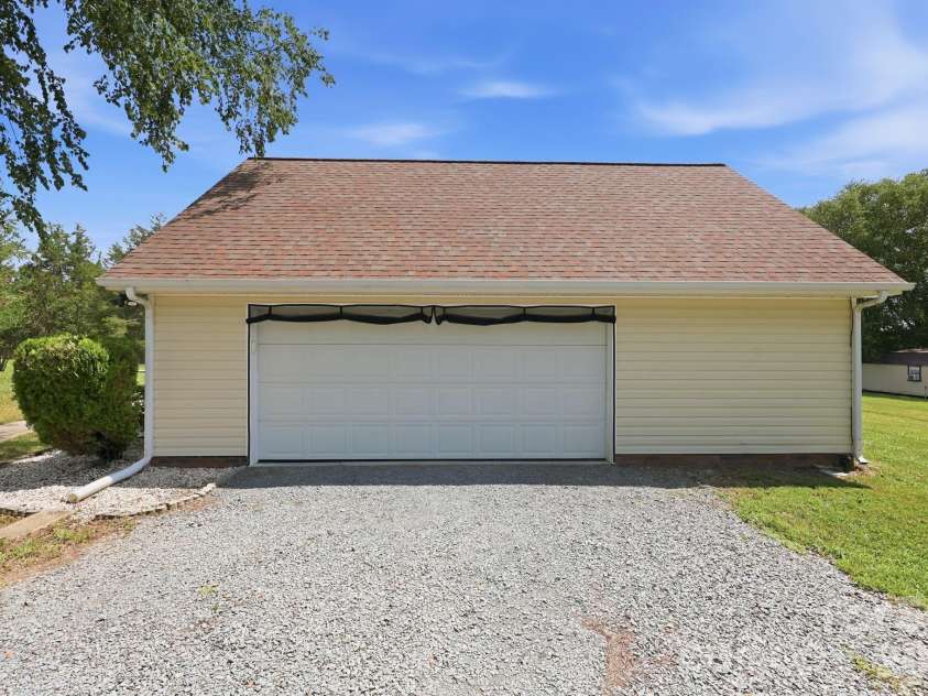 25472 Millingport Road, Locust, NC 28097.  MLS# CAR4351662, YatesRealty ID 34450. 