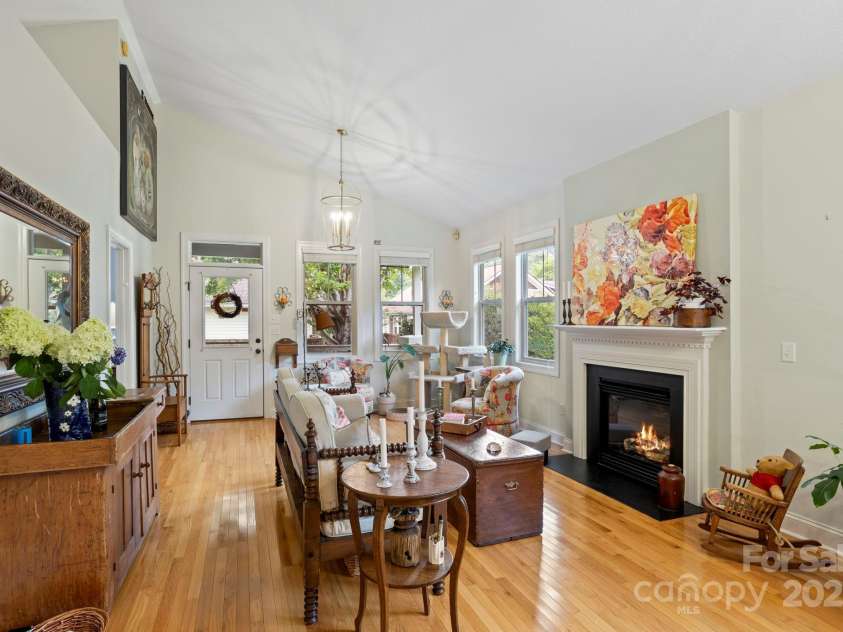 476 Village Greenway None, Flat Rock, NC 28731.  MLS# CAR4286291, YatesRealty ID 34451. 