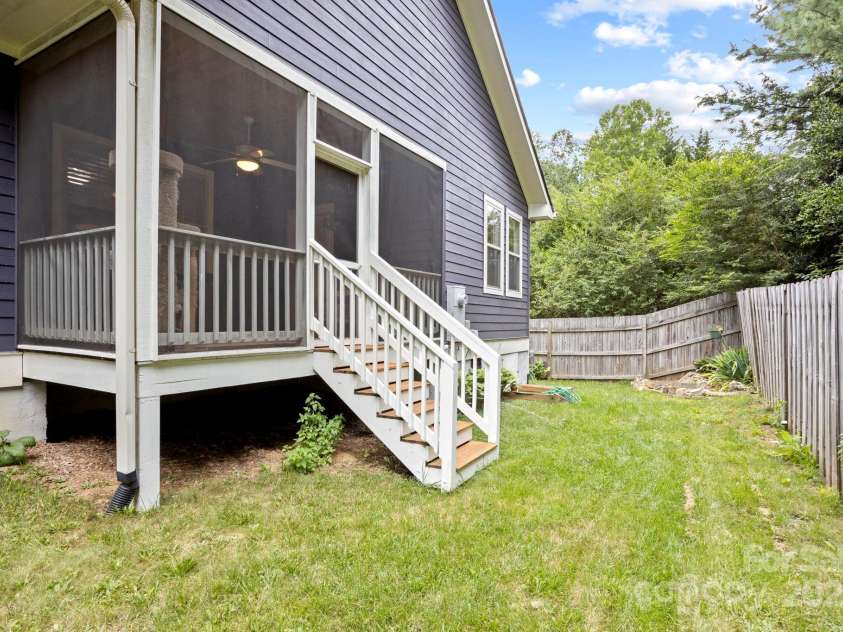 476 Village Greenway None, Flat Rock, NC 28731.  MLS# CAR4286291, YatesRealty ID 34451. 