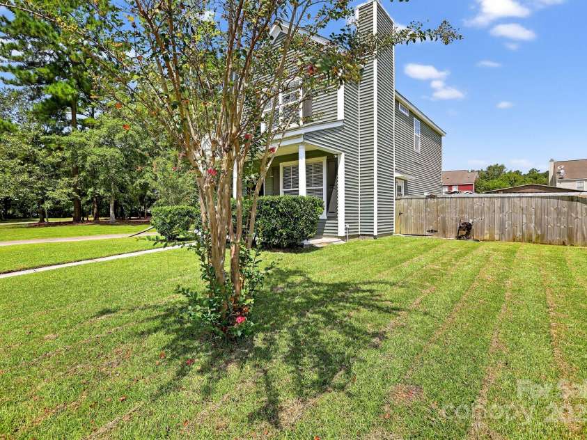 202 Killarney Trail, Moncks Corner, SC 29461.  MLS# CAR4328977, YatesRealty ID 34452. 