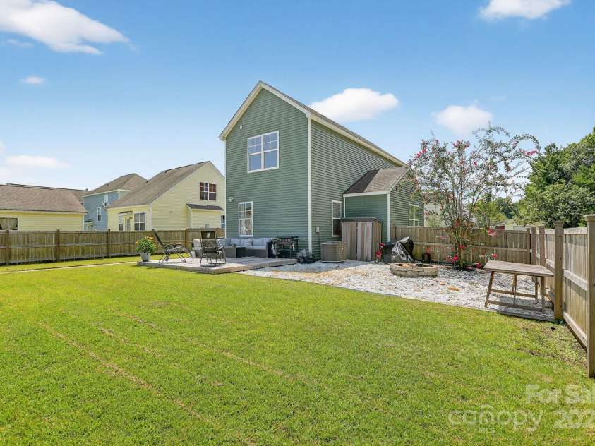 202 Killarney Trail, Moncks Corner, SC 29461.  MLS# CAR4328977, YatesRealty ID 34452. 