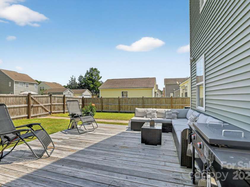 202 Killarney Trail, Moncks Corner, SC 29461.  MLS# CAR4328977, YatesRealty ID 34452. 