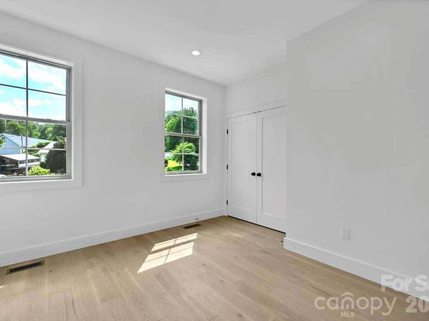 225 Edgewood Road, Asheville, NC 28803.  MLS# CAR4398598, YatesRealty ID 34454. Bedroom #2