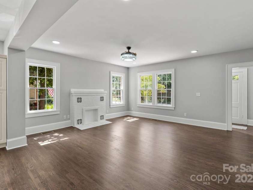 303 Lancaster Avenue, Monroe, NC 28112.  MLS# CAR4287621, YatesRealty ID 34454. 