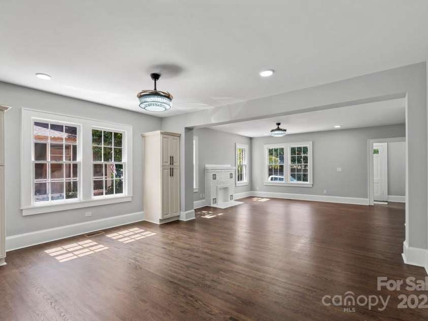 303 Lancaster Avenue, Monroe, NC 28112.  MLS# CAR4287621, YatesRealty ID 34454. 