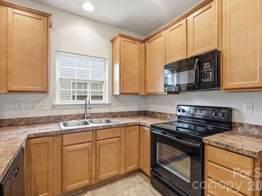 1220 Afternoon Sun Road, Matthews, NC 28104.  MLS# CAR4388789, YatesRealty ID 34455. 
