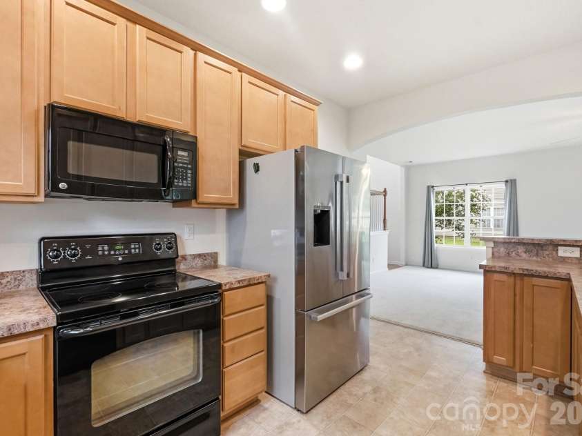 1220 Afternoon Sun Road, Matthews, NC 28104.  MLS# CAR4388789, YatesRealty ID 34455. 