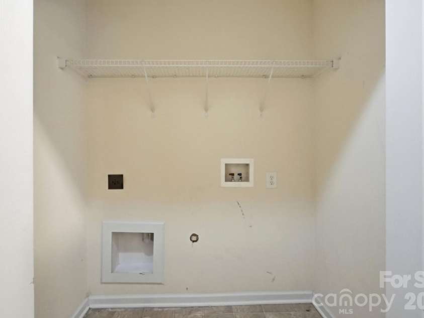 1220 Afternoon Sun Road, Matthews, NC 28104.  MLS# CAR4388789, YatesRealty ID 34455. 