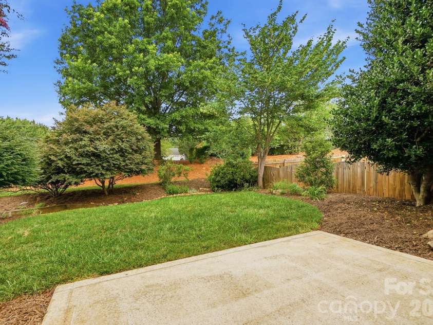 1220 Afternoon Sun Road, Matthews, NC 28104.  MLS# CAR4388789, YatesRealty ID 34455. 