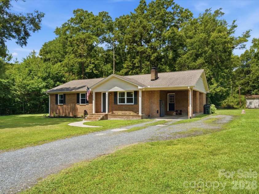 867 Lombardy Road, Rock Hill, SC 29730.  MLS# CAR4399576, YatesRealty ID 34456. 