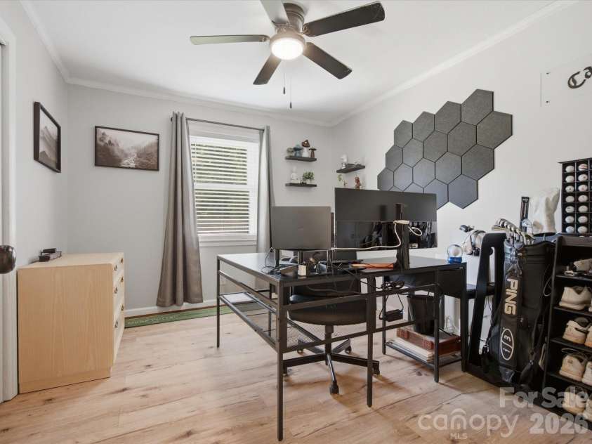 867 Lombardy Road, Rock Hill, SC 29730.  MLS# CAR4399576, YatesRealty ID 34456. 