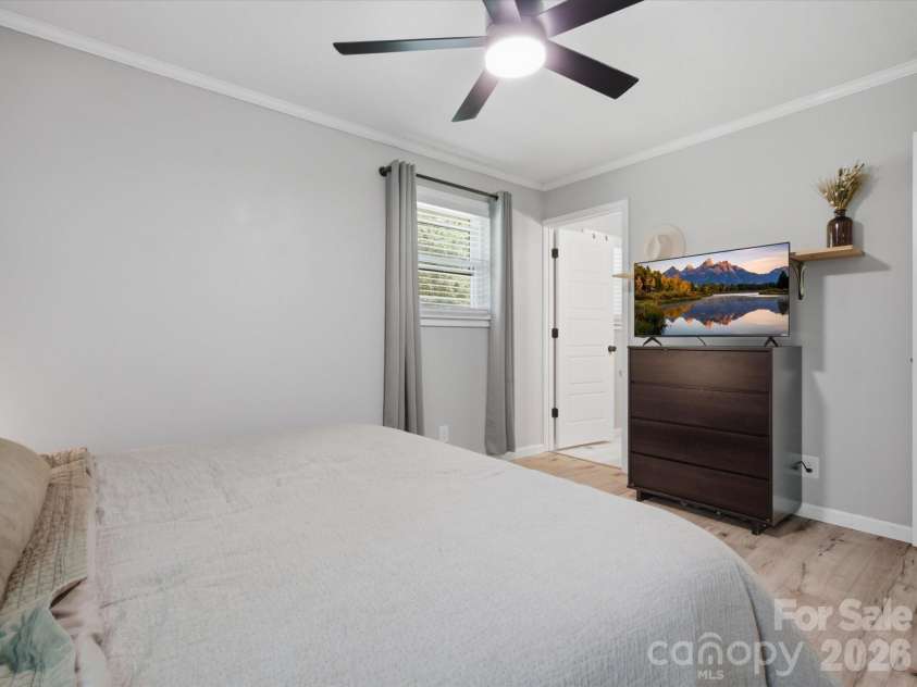 867 Lombardy Road, Rock Hill, SC 29730.  MLS# CAR4399576, YatesRealty ID 34456. 