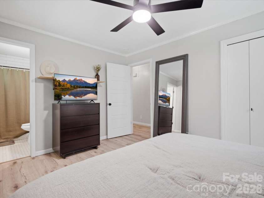 867 Lombardy Road, Rock Hill, SC 29730.  MLS# CAR4399576, YatesRealty ID 34456. 