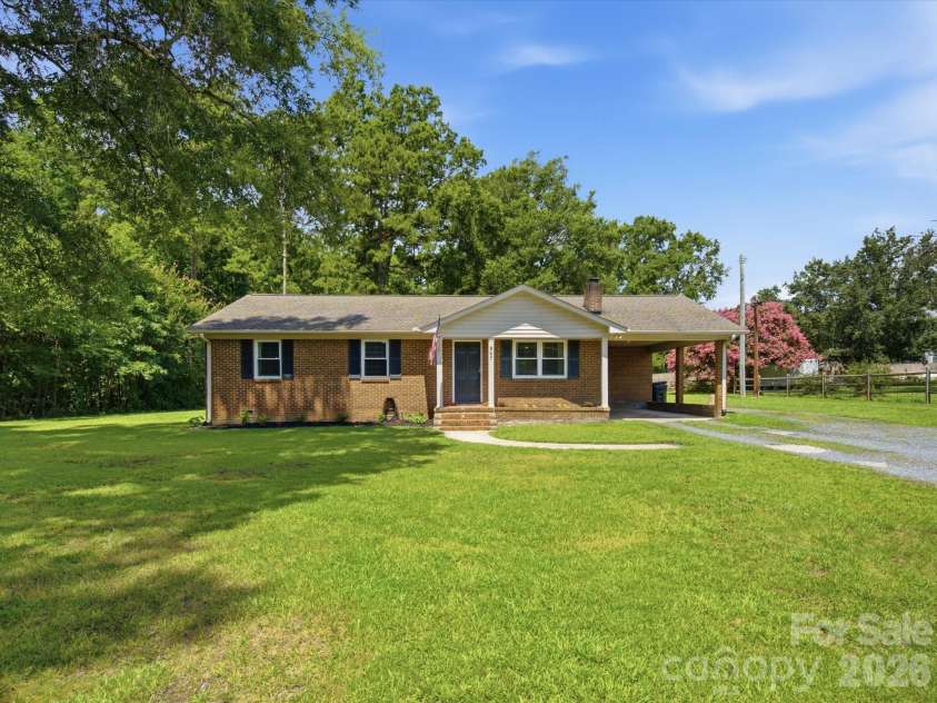 867 Lombardy Road, Rock Hill, SC 29730.  MLS# CAR4399576, YatesRealty ID 34456. 
