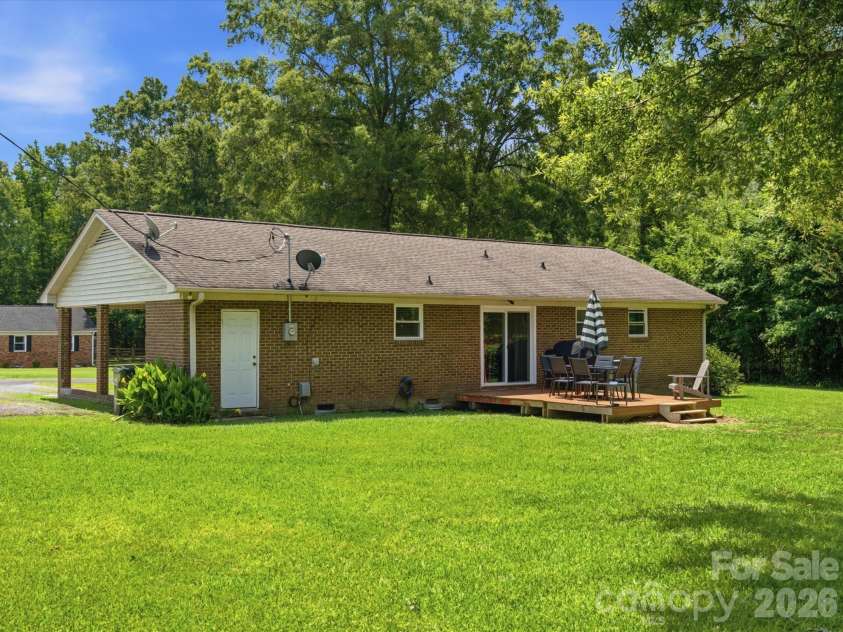 867 Lombardy Road, Rock Hill, SC 29730.  MLS# CAR4399576, YatesRealty ID 34456. 