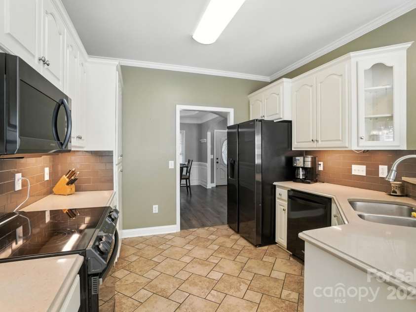 7655 Maple Bluff Lane, Concord, NC 28025.  MLS# CAR4288234, YatesRealty ID 34457. 