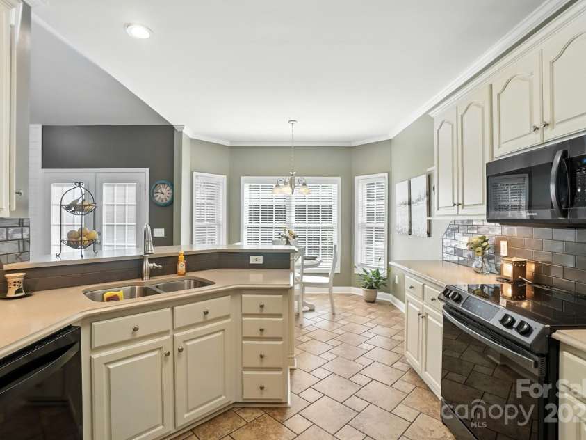 7655 Maple Bluff Lane, Concord, NC 28025.  MLS# CAR4288234, YatesRealty ID 34457. 
