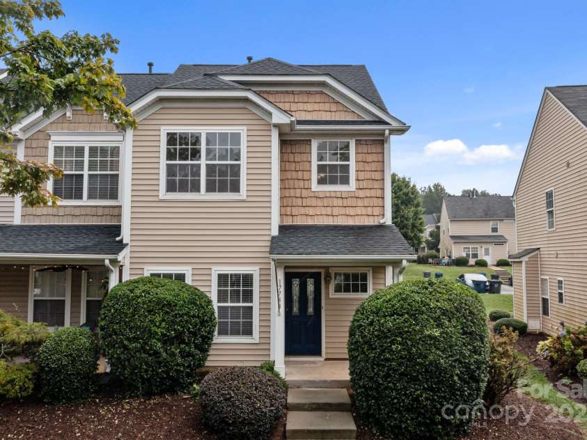 17744 Trolley Crossing Way, Cornelius, NC 28031.  MLS# CAR4289469, YatesRealty ID 34458. 