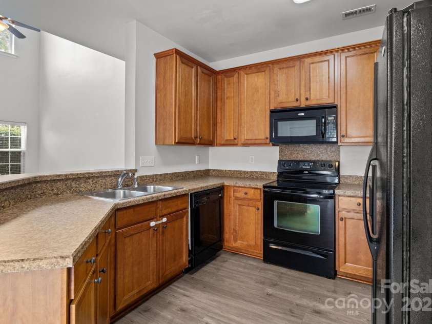 17744 Trolley Crossing Way, Cornelius, NC 28031.  MLS# CAR4289469, YatesRealty ID 34458. 