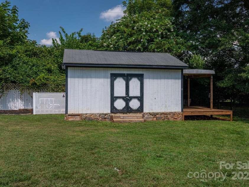 1414 Startown Road, Lincolnton, NC 28092.  MLS# CAR4293156, YatesRealty ID 34459. 