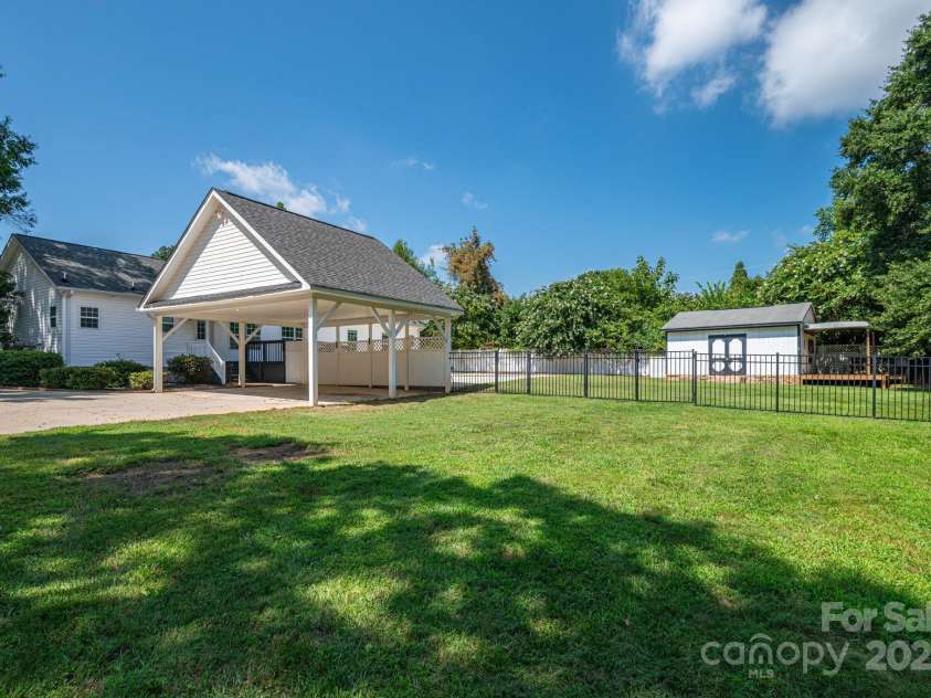 1414 Startown Road, Lincolnton, NC 28092.  MLS# CAR4293156, YatesRealty ID 34459. 