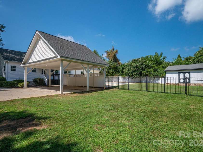 1414 Startown Road, Lincolnton, NC 28092.  MLS# CAR4293156, YatesRealty ID 34459. 