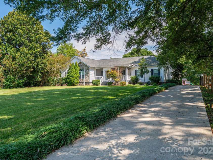 1414 Startown Road, Lincolnton, NC 28092.  MLS# CAR4293156, YatesRealty ID 34459. 