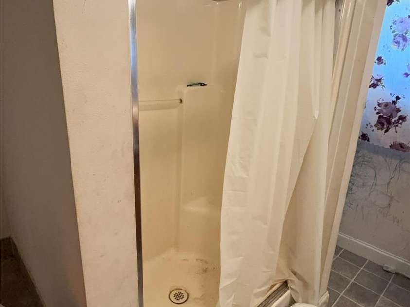 19 Honey Skipper Lane, Candler, NC 28715.  MLS# CAR4399633, YatesRealty ID 34460. 