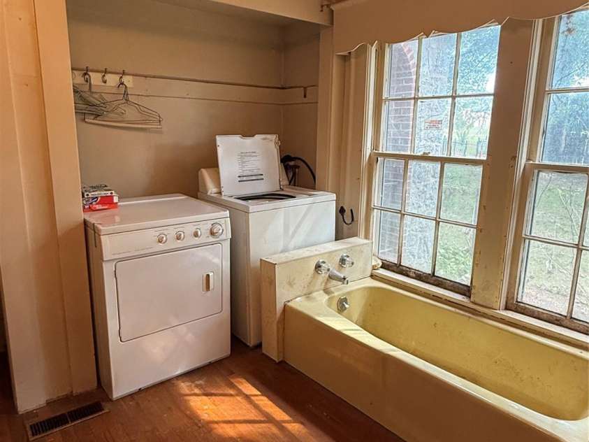 3985 1st Avenue, Hickory, NC 28602.  MLS# CAR4274222, YatesRealty ID 34461. 2nd bathroom that was once a bedroom