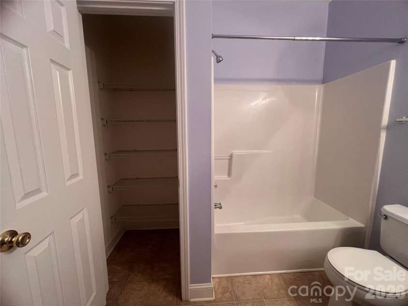 327 Annaberg Lane, Monroe, NC 28110.  MLS# CAR4399138, YatesRealty ID 34462. 