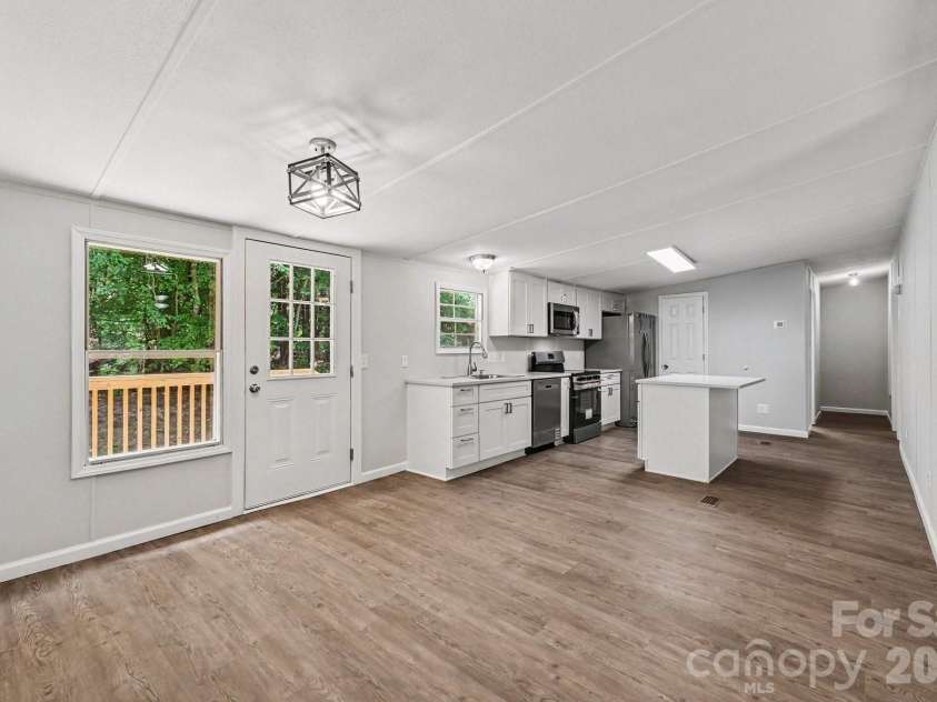 3723 Vickery Drive, Maiden, NC 28650.  MLS# CAR4399153, YatesRealty ID 34463. 