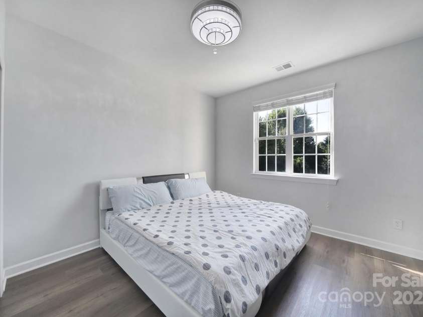 11015 Royal Colony Drive, Waxhaw, NC 28173.  MLS# CAR4285235, YatesRealty ID 34467. 