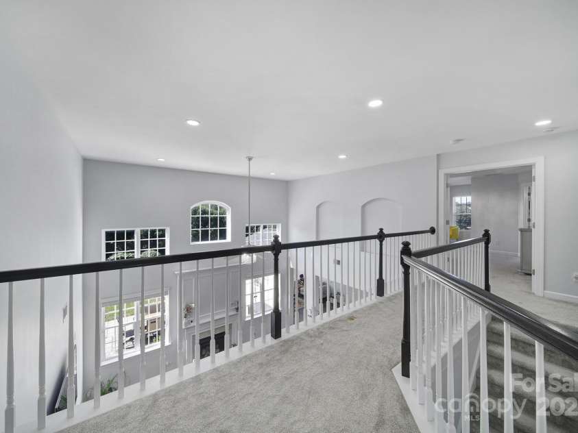 11015 Royal Colony Drive, Waxhaw, NC 28173.  MLS# CAR4285235, YatesRealty ID 34467. 