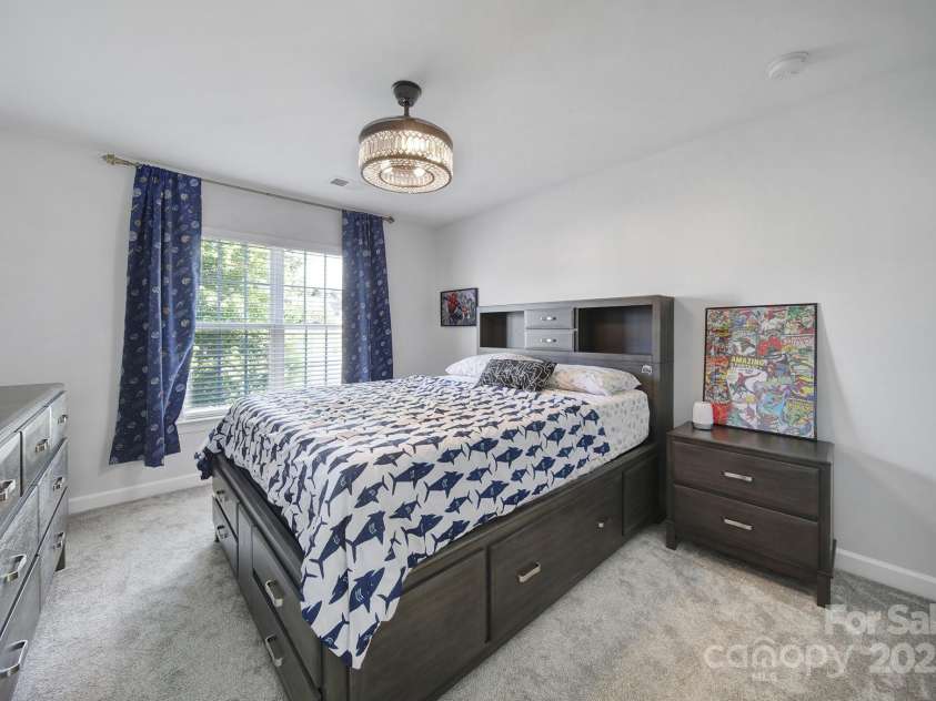 11015 Royal Colony Drive, Waxhaw, NC 28173.  MLS# CAR4285235, YatesRealty ID 34467. 